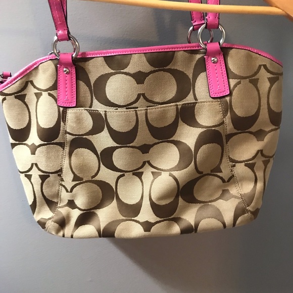 Coach brown & pink purse 💕 - Picture 4 of 7